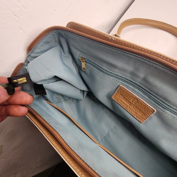 Etienne Aigner, Camel, Leather, Shoulder Bag - Picture 6 of 16